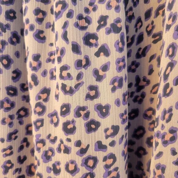 CeCe Leopard Print Long Sleeve Off-Shoulders Lined Blouse Size XS - Picture 7 of 8